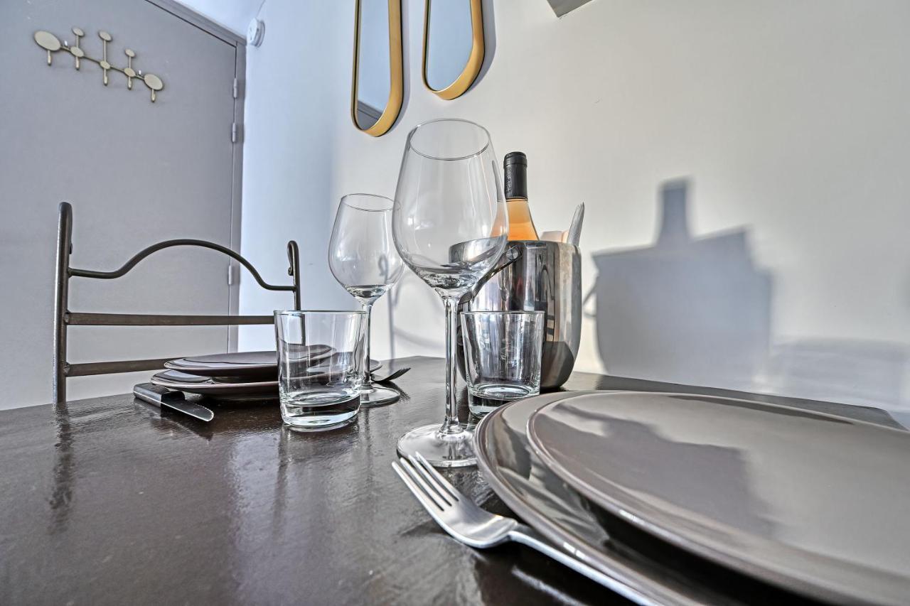 Au Coeur Des Papes, Dans Batisse De Charme Studios & Appartements En Coeur De Ville Avignon Kültér fotó