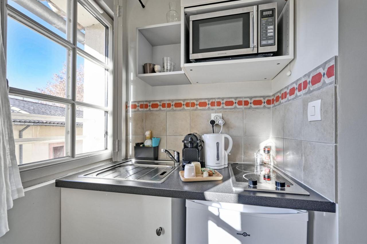 Au Coeur Des Papes, Dans Batisse De Charme Studios & Appartements En Coeur De Ville Avignon Kültér fotó