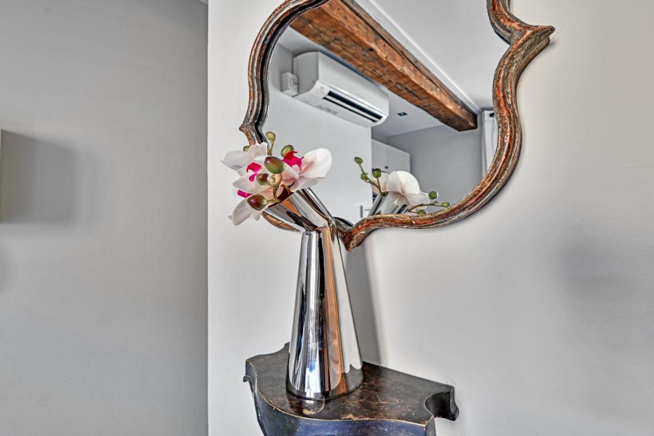 Au Coeur Des Papes, Dans Batisse De Charme Studios & Appartements En Coeur De Ville Avignon Kültér fotó