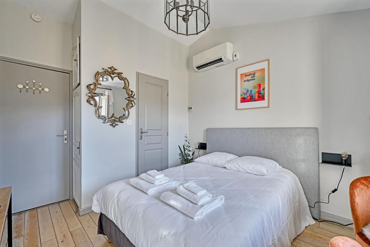 Au Coeur Des Papes, Dans Batisse De Charme Studios & Appartements En Coeur De Ville Avignon Kültér fotó