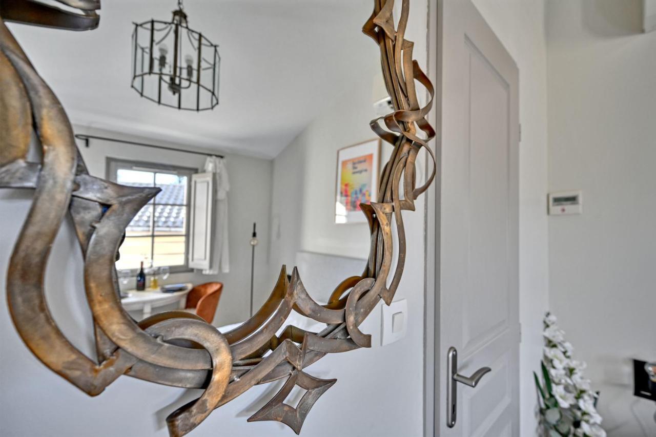 Au Coeur Des Papes, Dans Batisse De Charme Studios & Appartements En Coeur De Ville Avignon Kültér fotó