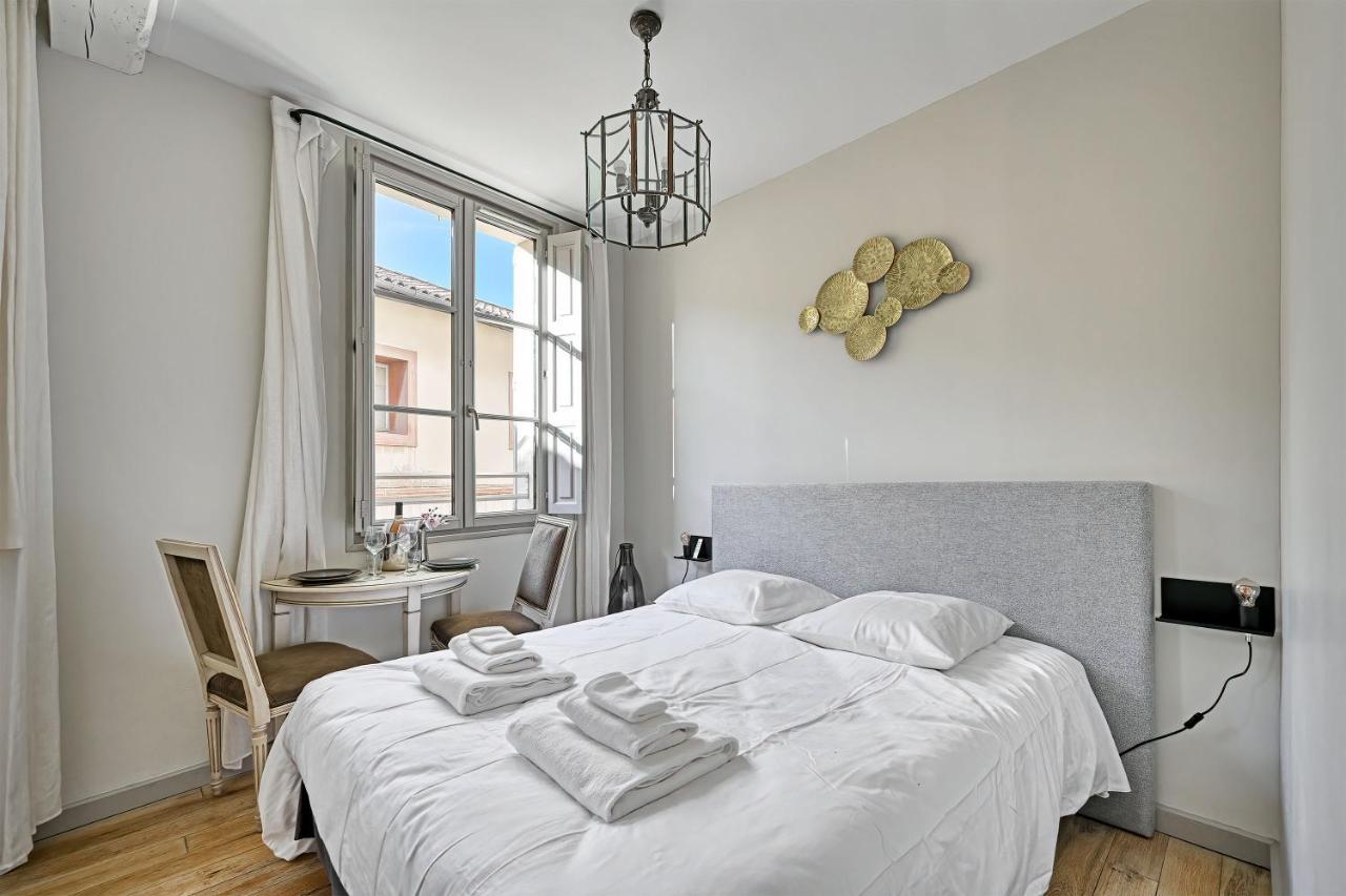 Au Coeur Des Papes, Dans Batisse De Charme Studios & Appartements En Coeur De Ville Avignon Kültér fotó