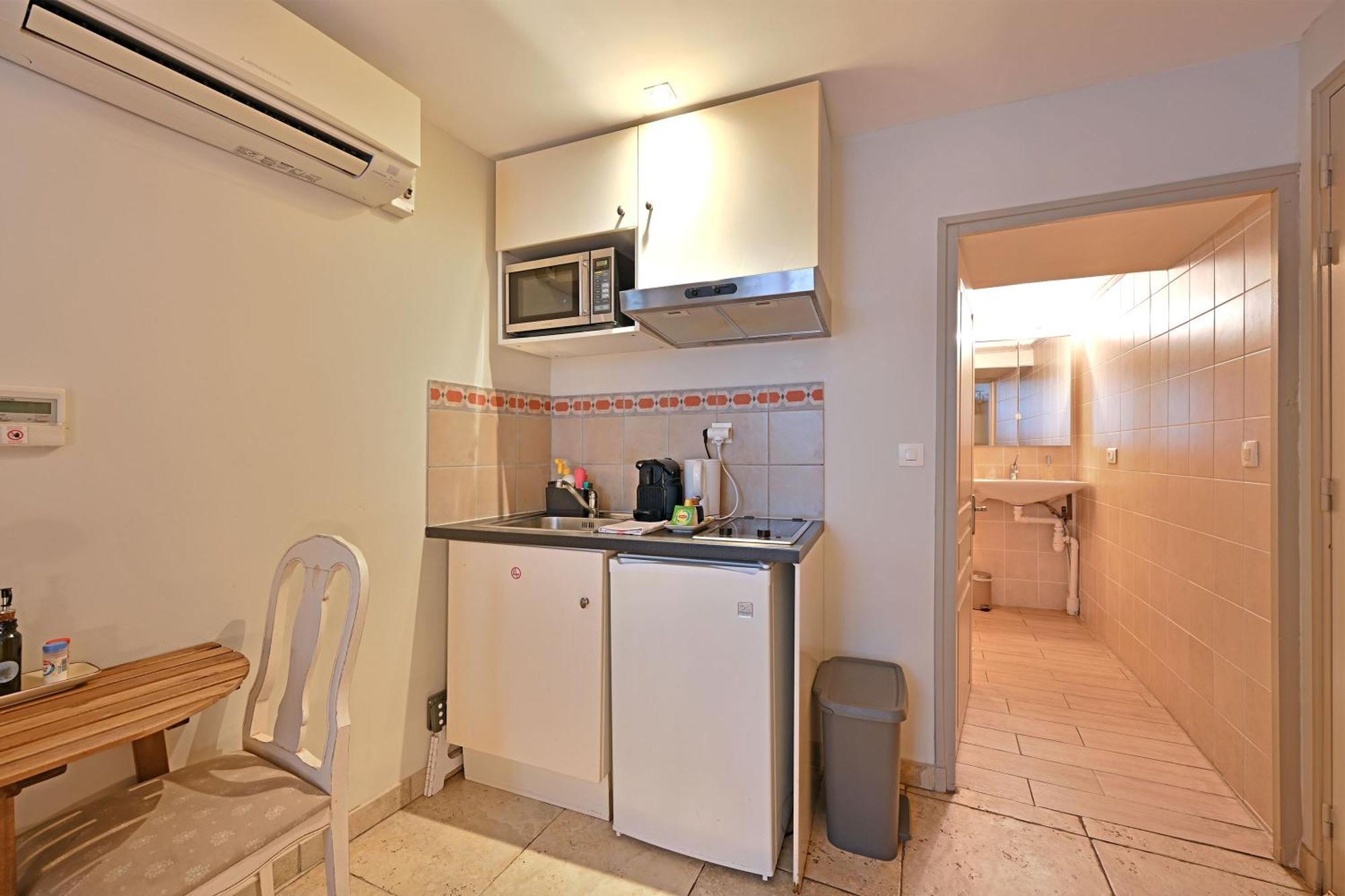 Au Coeur Des Papes, Dans Batisse De Charme Studios & Appartements En Coeur De Ville Avignon Kültér fotó