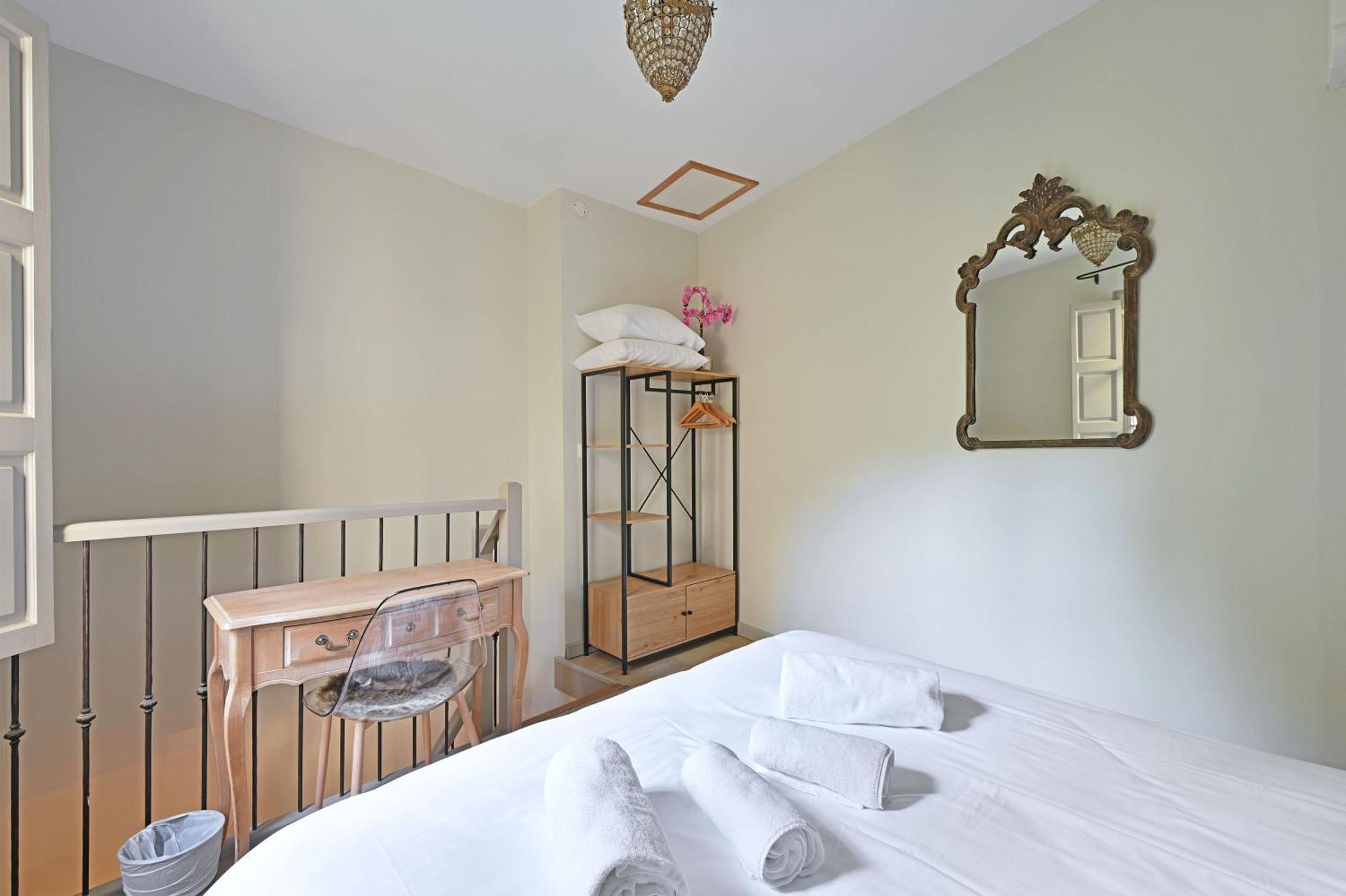 Au Coeur Des Papes, Dans Batisse De Charme Studios & Appartements En Coeur De Ville Avignon Kültér fotó